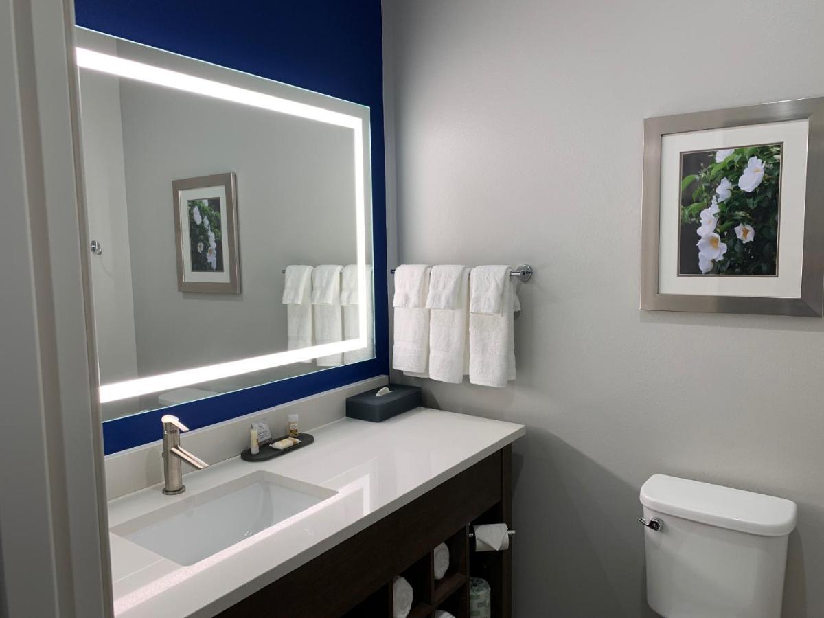 La Quinta Inn & Suites By Wyndham Тифтон Екстер'єр фото